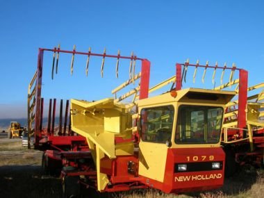 New Holland 1079